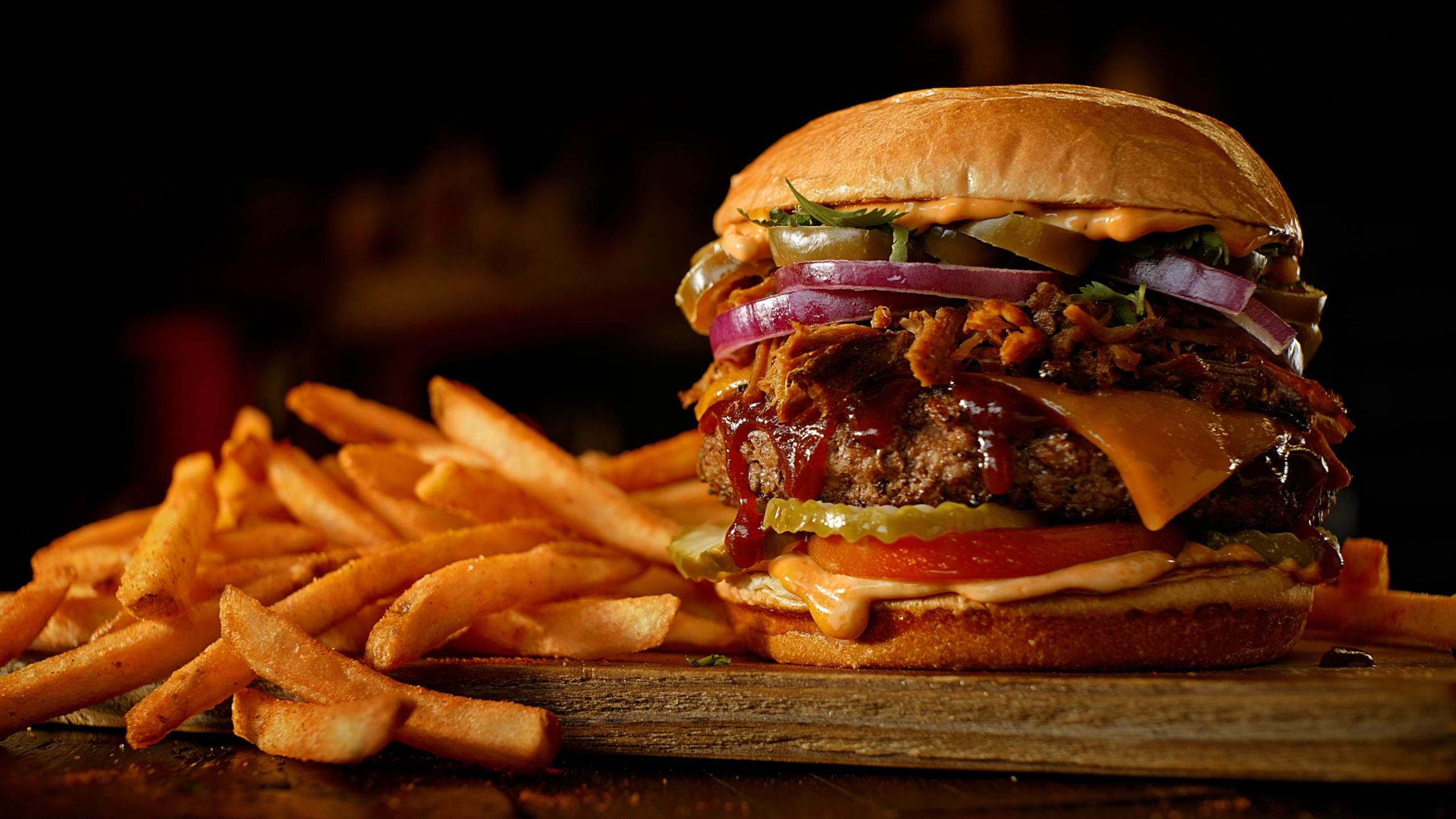 Twin Peak's Smokestack Burger